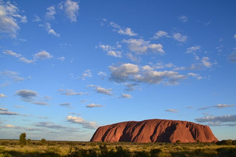 uluru-4589543